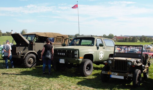 20231003-Oldtimertreffen-Ammersee-Bundeswehrfahrzeuge-histtorisch-3.jpg