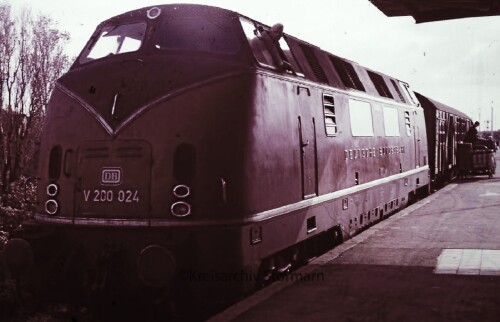 1965-Westerland-V-200-024-BR-220-Kurzzug.jpg