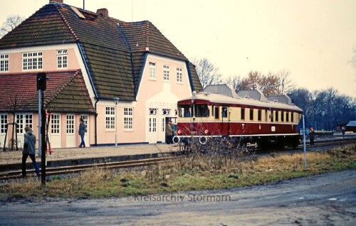 Worpswede-Bahnhof-VT-761-Nurnberg-1980-1.jpg