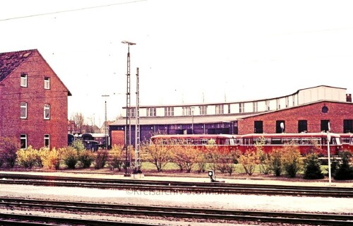 Buchholz-Bahnhof-1977-BW-Ringlokschuppen-1.jpg