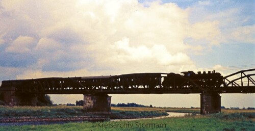Dannenberg-Bahnhof-Brucke-1973-BR-24-009-3.jpg