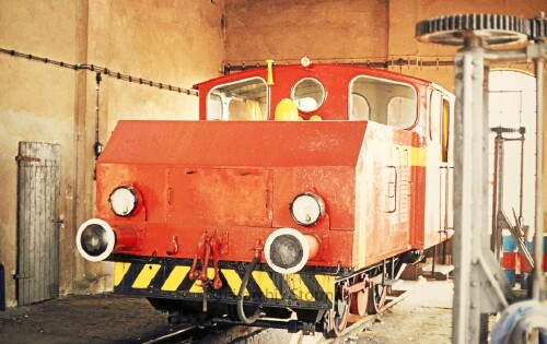 1975-Harsefeld-Eisenbahnmuseum-DEUTZ-1703-Kleinlok-BHE-223-2.jpg