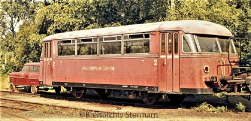 1975-Harsefeld-Eisenbahnmuseum-VT-95-Prototyp-Schienenbus-Opel-Schienenfahrzeug.jpg