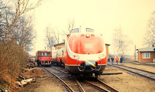 Harsefeld-Bahnhof-1979-VT-11.5-BR-601-IC-von-Bremen-Eisenbahnmuseum-Besuch-4.jpg