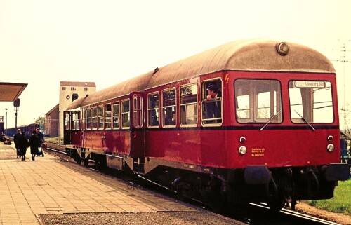 Wietzendorf-Bahnhof-1976-Mak-Triebwagen.jpg