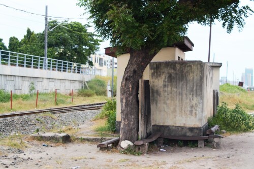 20240225 Daressalam Bahnhof Schienen Schwellen Signale Weichenzunge Stellhebel (7)