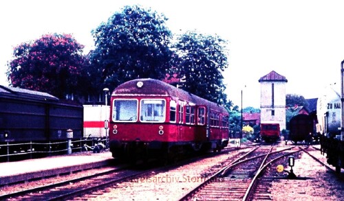 Wittingen-Bahnhof-MAK-Triebwagen-1974-3.jpg