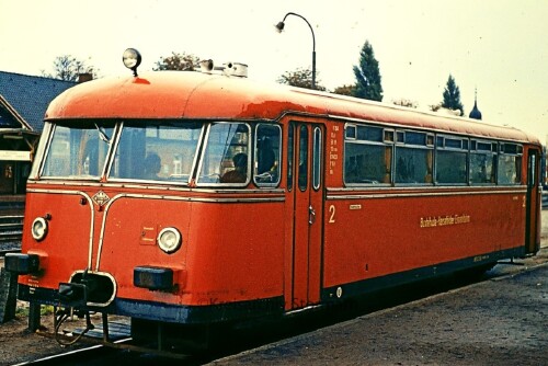Buxtehude-Bahnhof-1967-VT-95-Schienenbus-Prototyp-1.jpg