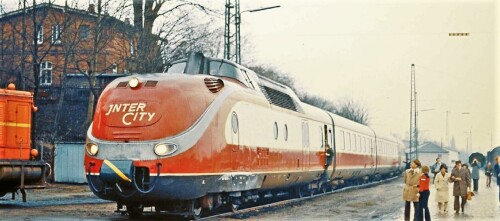 Buxtehude-Bahnhof-1979-VT-11.5-BR-601-1.jpg