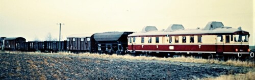 Hollenstedt-1980-Bahnhof-VT-761-Nuernberg.jpg