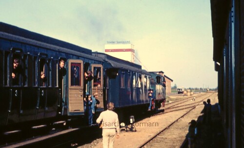 1974-Harsefeld-Bahnhof-Preusenwagen-a-1.jpg