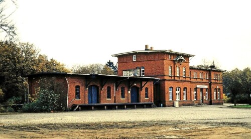 1977-Trittau-Bahnhof.jpg
