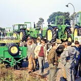 1972-Trittau-Bahnhof-John-Deere-Express-Trecker-Mahdrescher-auf-Werbetour-4