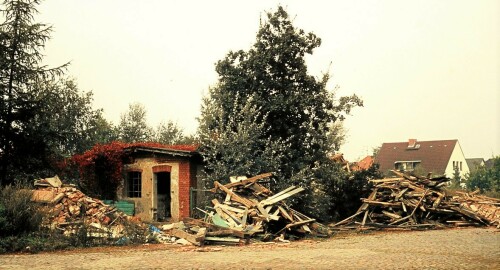 1977-Abris-Abriss-Kreisbahn-Stormarn-Bahnhof-Trittau-Lokschuppen-2.jpg