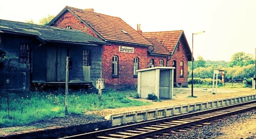 Barkhorst_Bahnhof_Haltestelle_1976-1d8506ab74c52c8a1.jpg
