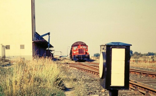 Mollhagen_Bahnhof_Haltestelle_1969_Raiffeisen_Eisenbahn_Gleise_Kof3_Rangieren_f-1.jpg