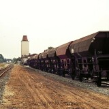 Mollhagen_Bahnhof_Haltestelle_1975_Raiffeisen_Eisenbahn_DB-3