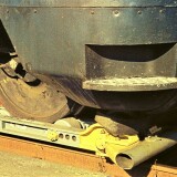 Trittau-Bahnhof-1975-Geratehilfszug-Entgleisung-BR-220-Abschleppen-DB-Deutsche-Bundesbahn-nach-Prellbockuberfahrung-Entgleisung-5