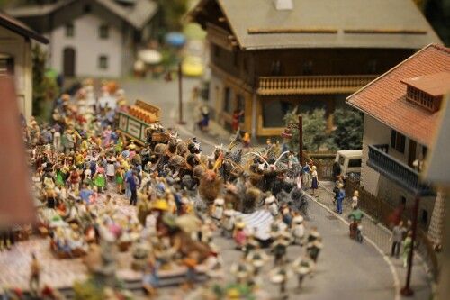 Miwula_Miniaturwunderland_Szenen_mit_Personen_und_Tieren-6.jpg