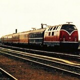 tee_merkur_1974_Zugzusammenstellung_Eroffnungszug_V_200_BR_221_6_waggons