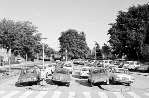 Parkride_Bad_Oldesloe_Bahnhof_1975_Bahnhofsvorplatz-Busbahnhof.jpg