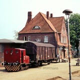 Deutz_33013_VBV_201_Amelinghausen_Bahnhof_1975_Kleinlok_Rangierlok_OHE