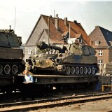 Herbstmanover_Militartransport_Zug_Bahnhof_Bad_Oldesloe_1979_danische_Streitkrafte