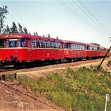 Scjienenbus_BR_798_DB_Bahnhof_Bad_Oldesloe_1977