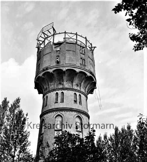 Wasserturm-Bad-Oldesloe-1974.jpg