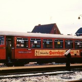 Henstedt-Ulzburg_Bahnhof_1966_MAN_Schienenbus_AKN_Bahnsteig-2