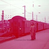 BR_110_E_10_Vorortzug_preusische_Umbauwagen_Hannover_1966_a-1