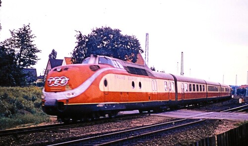 BR_601_VT_11.5-Trans_Europ_Express_TEE_Hittfeld_1967_Elektrifizierung_der_Strecke.jpg