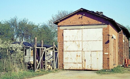 Alter_Lokschuppen_Bahnhof_Bad_Segeberg_1976-4.jpg