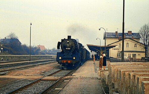 BR_03_262_Bahnhof_Bad_Segeberg_1967S_trecke_Bad_oldesloe_Neumunster.jpg