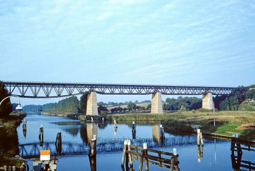 Berkenthin_1970_Ratzeburg_Eisenbahnbrucke.jpg