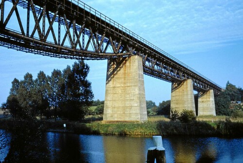 Berkenthin_1970_Ratzeburg_Eisenbahnbrucke_a.jpg