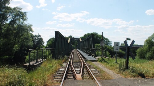 Tonnhausen_Eisenbahnbrucke_OHE_Strecke_Winsen_Marschacht_Metallbrucke-6.jpg