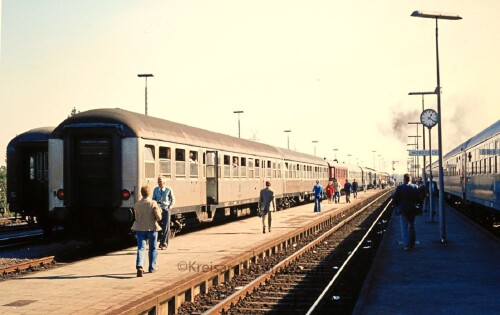 BR_012_113_Norddeich_Hbf_Bahnhof_BR_12_1977_Bahnhof-1.jpg