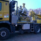 Mercedes_LKW_Zwei_Wege_Fahrzeug_Oberleitung_Montage_Schwarzenbek_Bahnhof_Modernisierung_2024_a-19