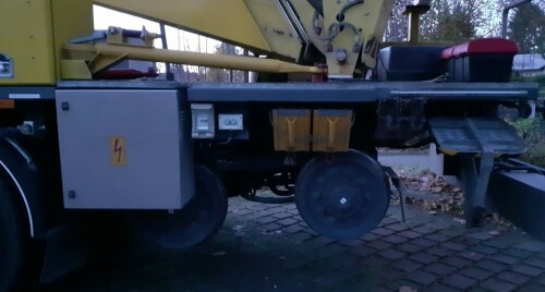 Mercedes_LKW_Zwei_Wege_Fahrzeug_Oberleitung_Montage_Schwarzenbek_Bahnhof_Modernisierung_2024_a (25)