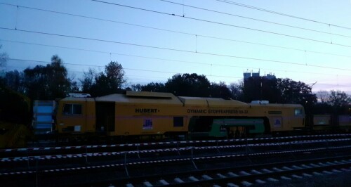 Dynamic_Stopfexpress_Gleisstopfmaschine_Schotter_Hubert_Schwarzenbek_Bahnhof_Modernisierung_2024 (3)