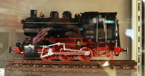 BR_80_Lok_Holzmodell_Miniaturwunderland_Miwula-1.jpg