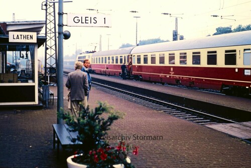 TEE_Trans_Europ_Express_BR_103_220_1988_Lathen_Bahnhof-2.jpg