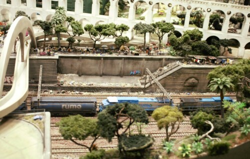 Miniaturwunderland_Miwula_Brasilien_Zuge_H0-20.jpg