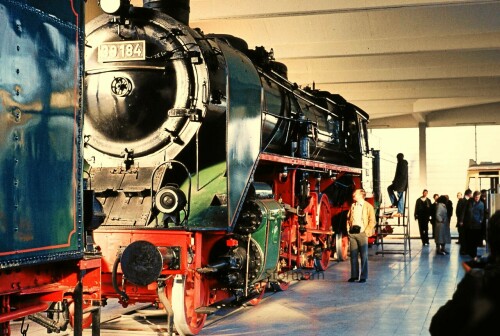 BR_39_184_DRG_Deutsche_Reichsbahn_Epoche_2_Lannderfarben_Salzgitter_LHB_Werksmuseum-2.jpg