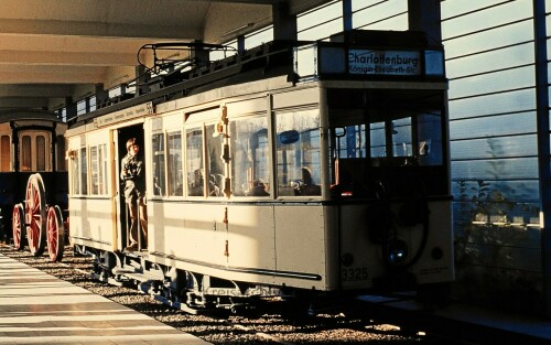 Berliner_Strasenbahn_Charlottenburg_Salzgitter_LHB_Werksmuseum.jpg