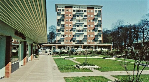 Ahrensburg-1970-Bahnhofsumfeld-1.jpg