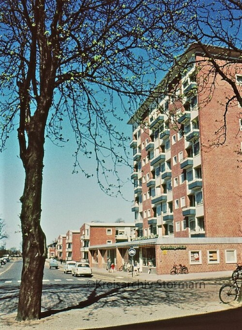 Ahrensburg-1970-Bahnhofsumfeld-3.jpg