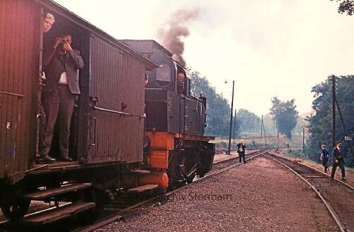 a_Stadthagen_Bahnhof_1967_Dampflok_ELNA_6-3.jpg