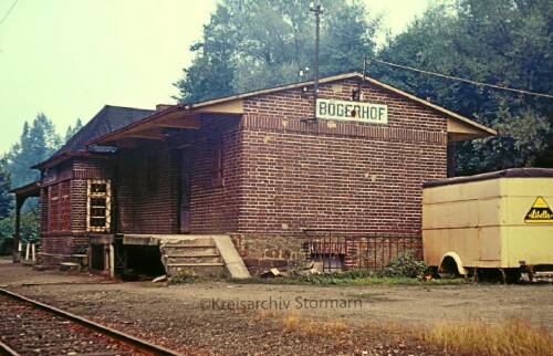 e-Stadthagen-Bahnhof-1967-Dampflok-nach-Rinteln-Bogenhof-3.jpg